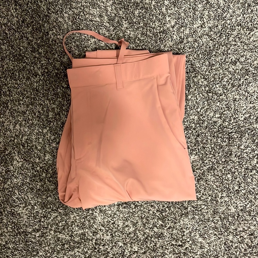 Men Fabletics golf pants| the only pant men’s size small